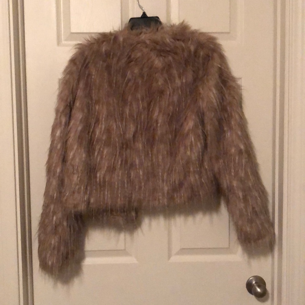 Fur jacket - Picture 2 of 2